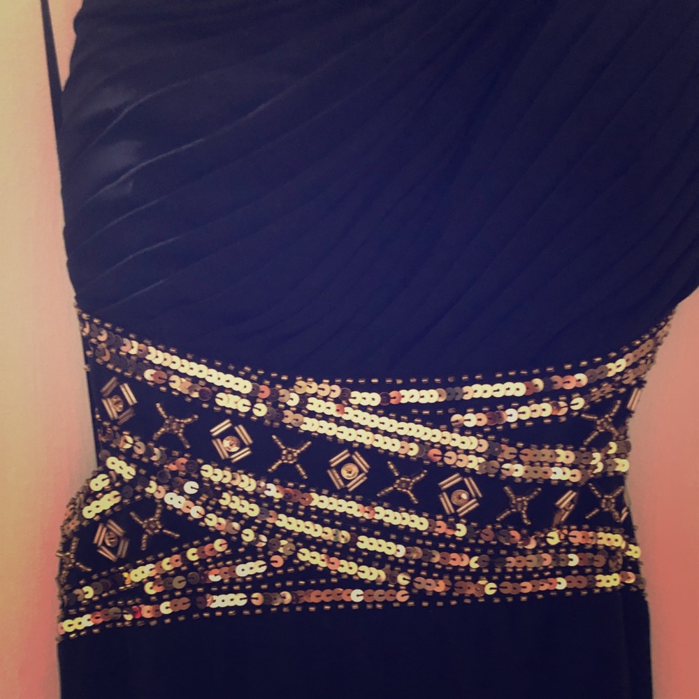 NWOT Betsey and Adam Grecian formal dress